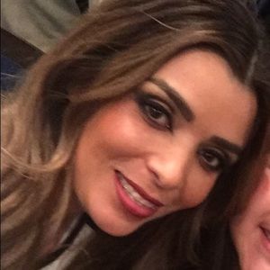 Meet your Posher, Angela